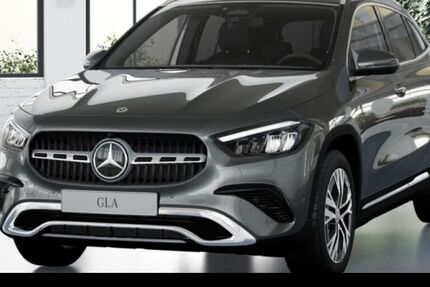 Mercedes-Benz GLA 200 9.900 km 200.000 € Neu-Ulm 89231