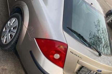 Ford Mondeo 170.000 km 1.099 &euro; Offingen 89362