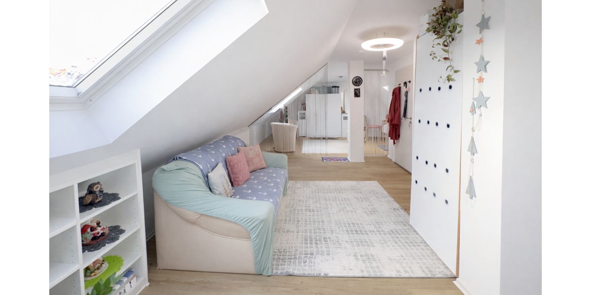 helle 1,5 Zimmer Dachgeschosswohnung für Kapitalanleger - Dachgeschoßwohnung Ulm / Gögglingen Gögglingen | Angebot:26745116