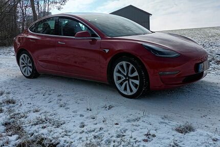 Tesla Model 3 140.000 km 19.900 &euro; Blaustein 89134