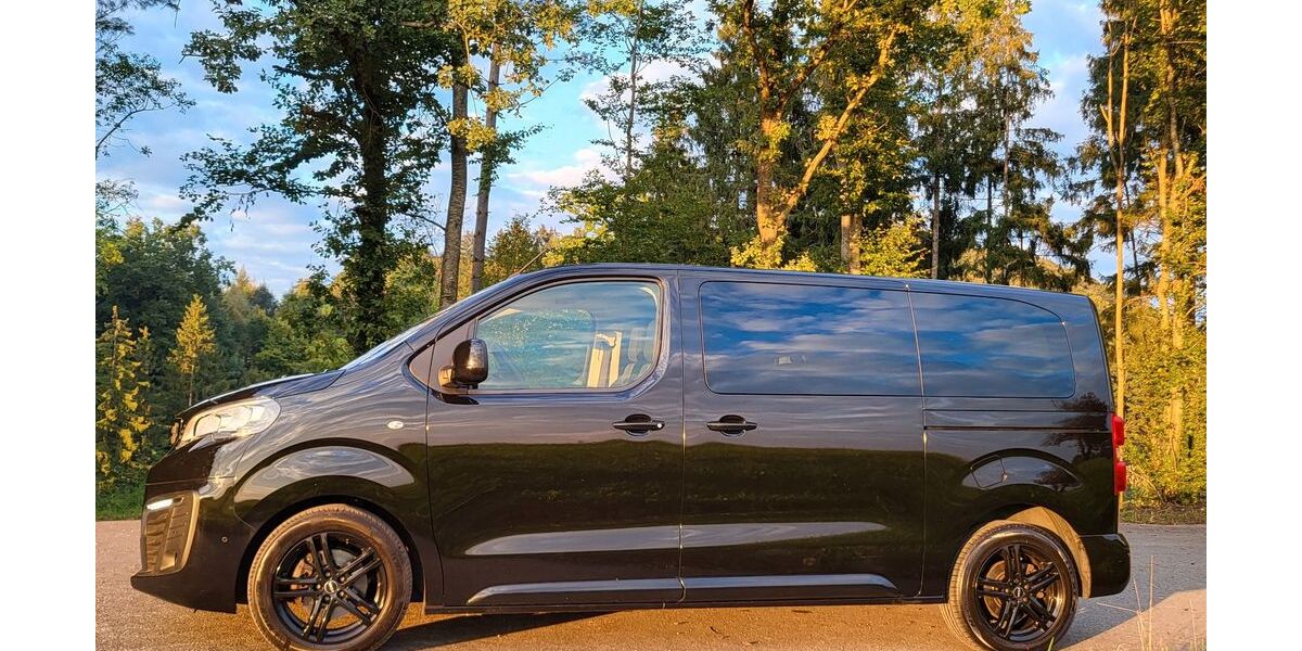 Peugeot Traveller 96.000 km 31.999 &euro; Nattenhausen 86488