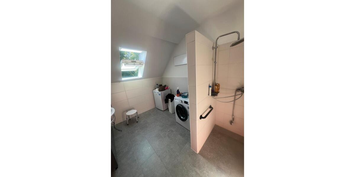 Etagenwohnung Allmendingen - 5 Zimmer, 12 m&sup2;, 350&euro; | Angebot:26497086