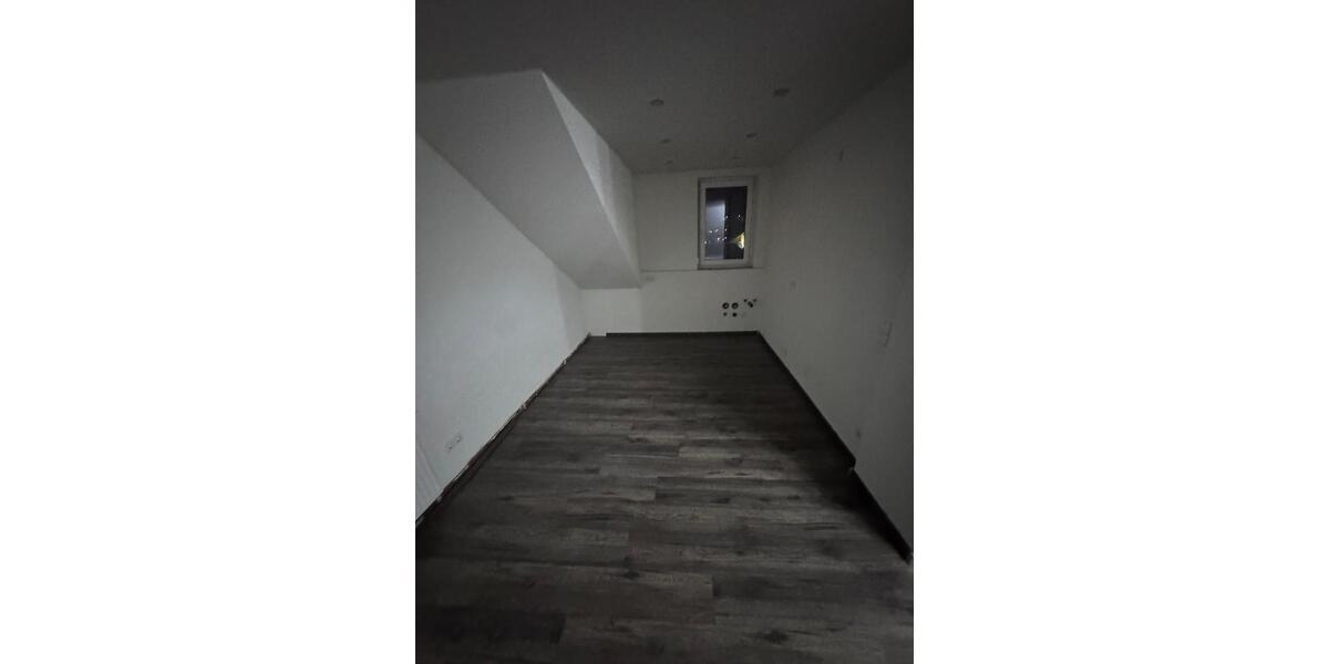 Dachgeschoßwohnung Geislingen an der Steige - 2 Zimmer, 65 m&sup2;, 750&euro; | Angebot:26261307