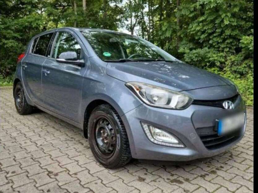 i20