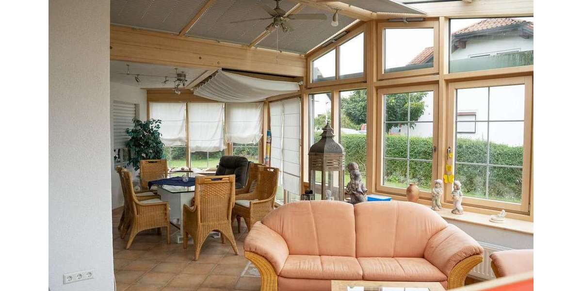 Einfamilienhaus Laichingen - 7 Zimmer, 180 m&sup2;, 629.000&euro; | Angebot:22360494