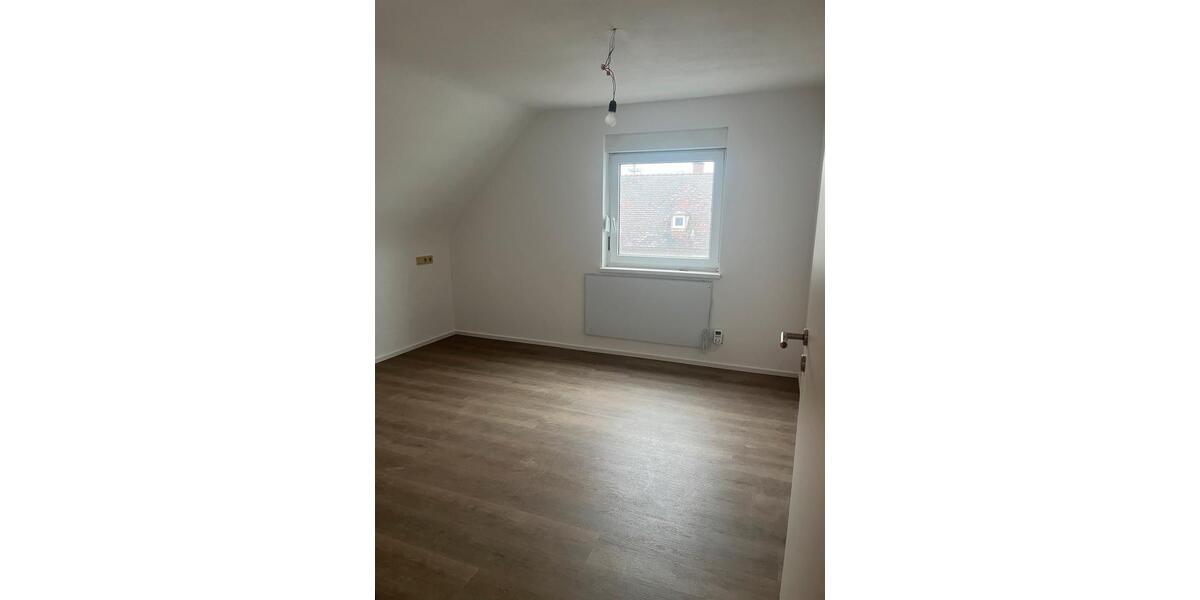 Dachgeschoßwohnung Illerrieden - 3 Zimmer, 58 m&sup2;, 1.100&euro; | Angebot:24936952