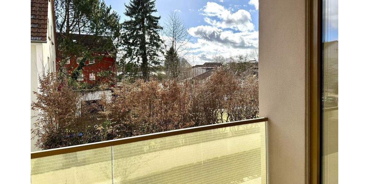 Etagenwohnung Illertissen - 3 Zimmer, 108 m&sup2;, 1.350&euro; | Angebot:25167027