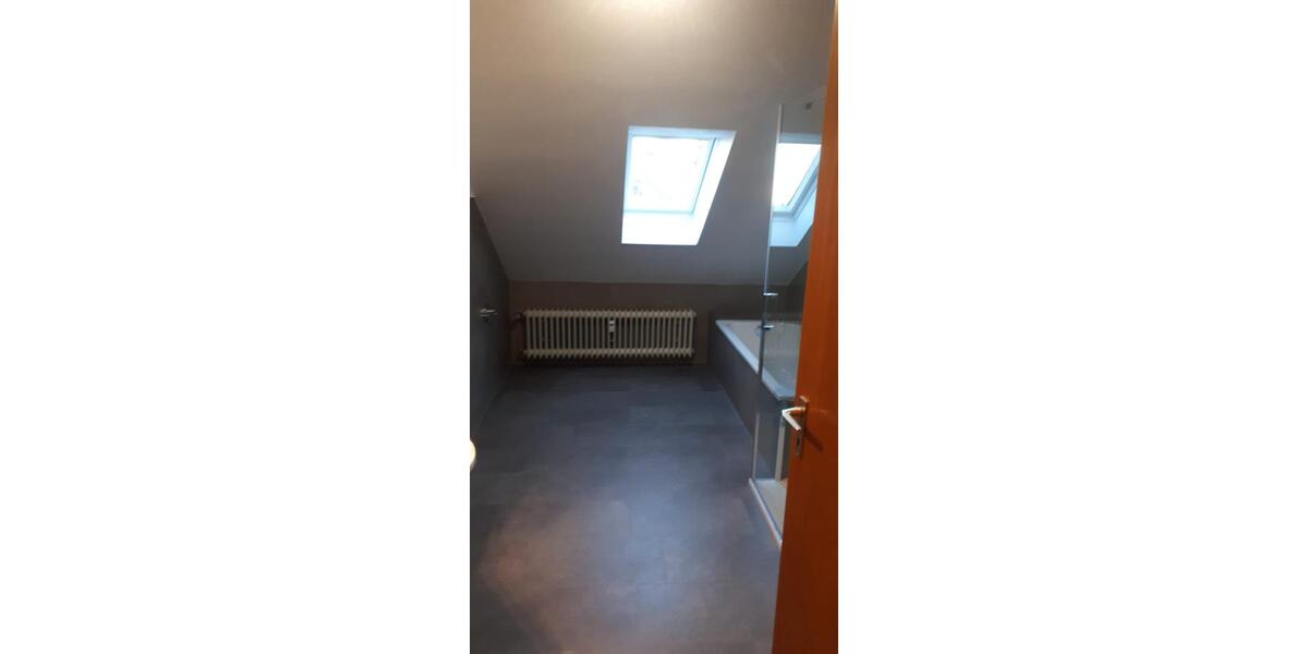 Dachgeschoßwohnung Kötz - 3 Zimmer, 110 m&sup2;, 1.000&euro; | Angebot:26355446