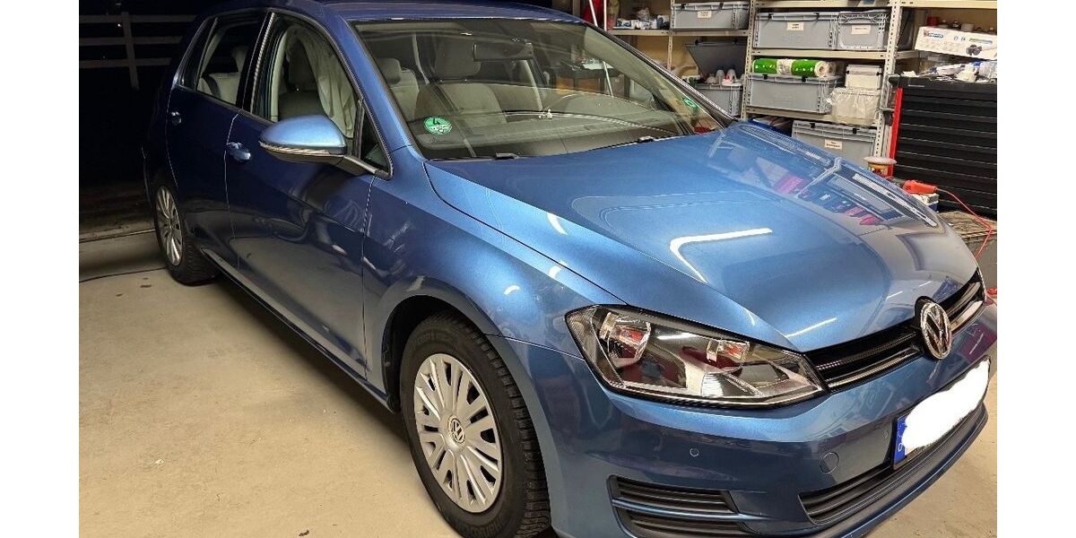 VW Golf 139.000 km 9.855 &euro; Ulm 89077