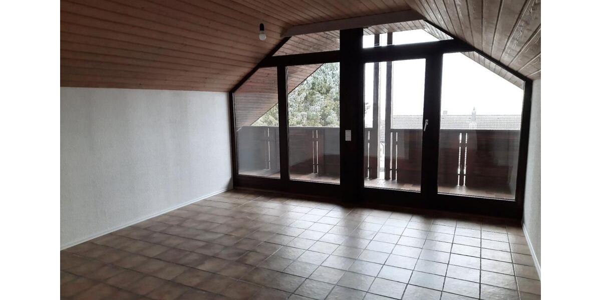 Dachgeschoßwohnung Niederstotzingen - 3 Zimmer, 90 m&sup2;, 775&euro; | Angebot:26024504