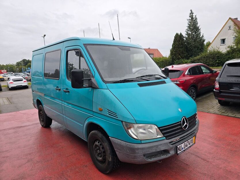 Mercedes-Benz Sprinter 168.000 km 3.499 € Weißenhorn 89264