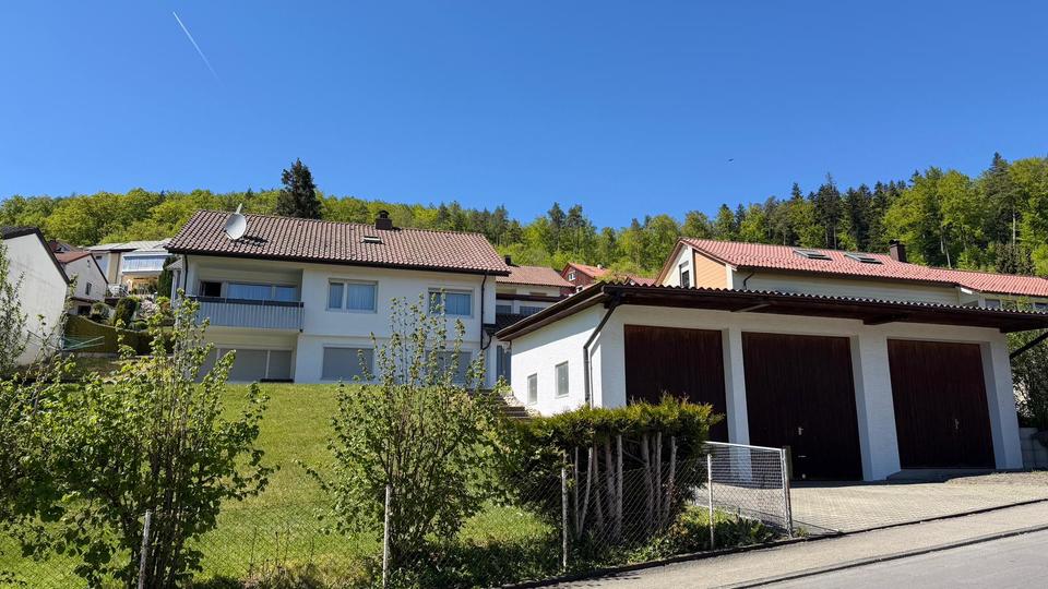 Einfamilienhaus Schelklingen - 8 Zimmer, 200 m&sup2;, 650.000&euro; | Angebot:26931694