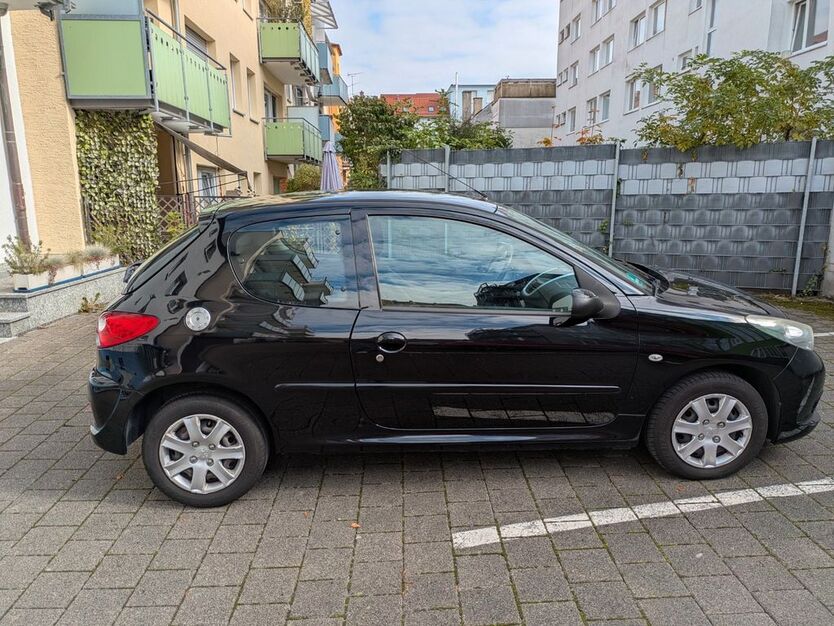 Peugeot 206 148.707 km 3.000 € Neu-Ulm 89231