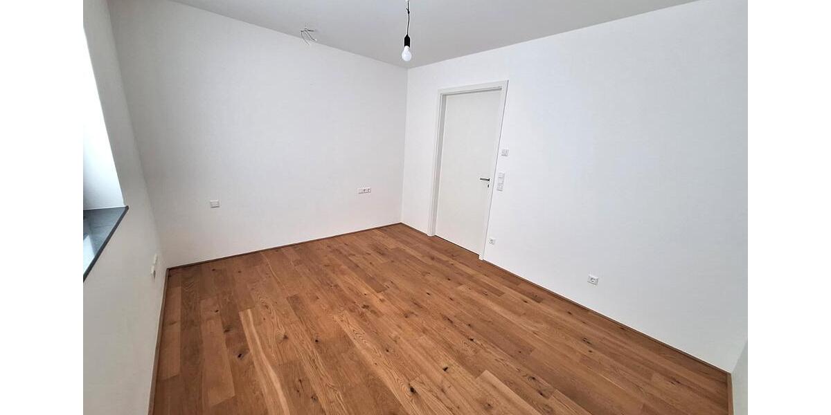 Erdgeschoßwohnung Illertissen - 2 Zimmer, 76 m&sup2;, 1.100&euro; | Angebot:24983358