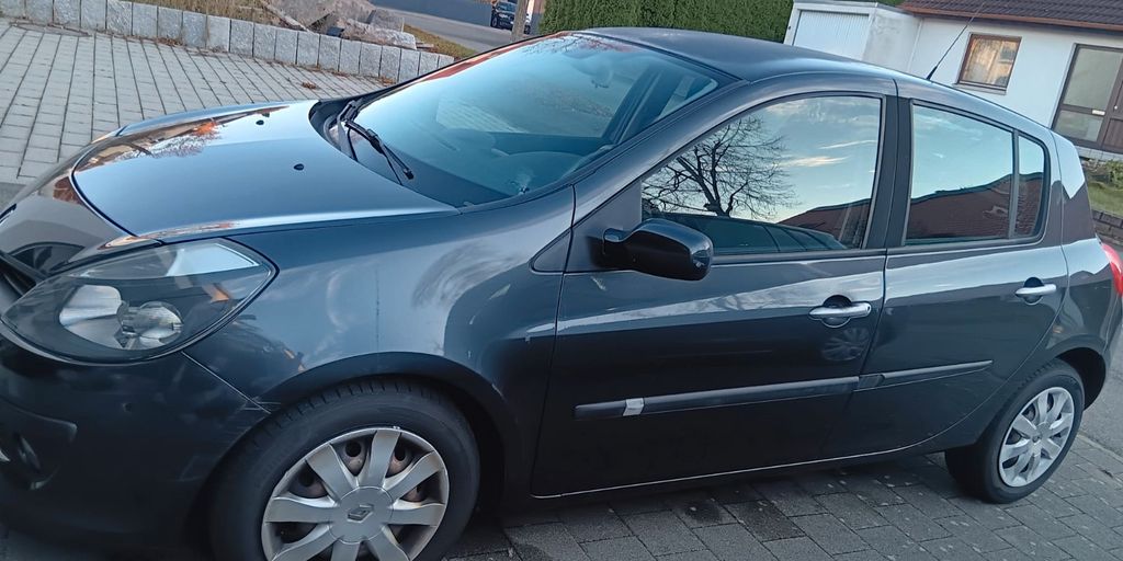 Renault Clio 157.159 km 1.950 € Laichingen 89150