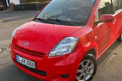 Daihatsu Sirion 136.000 km 1.999 &euro; Ulm 89073