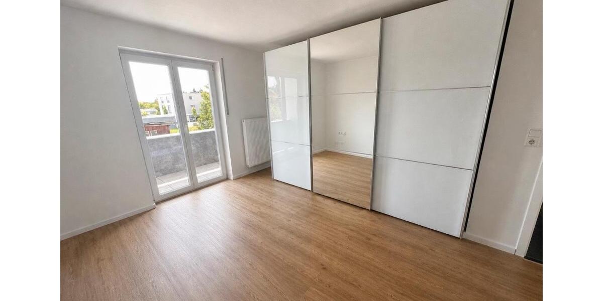 Reihenhaus Weißenhorn - 4 Zimmer, 130 m&sup2;, 1.680&euro; | Angebot:26471989