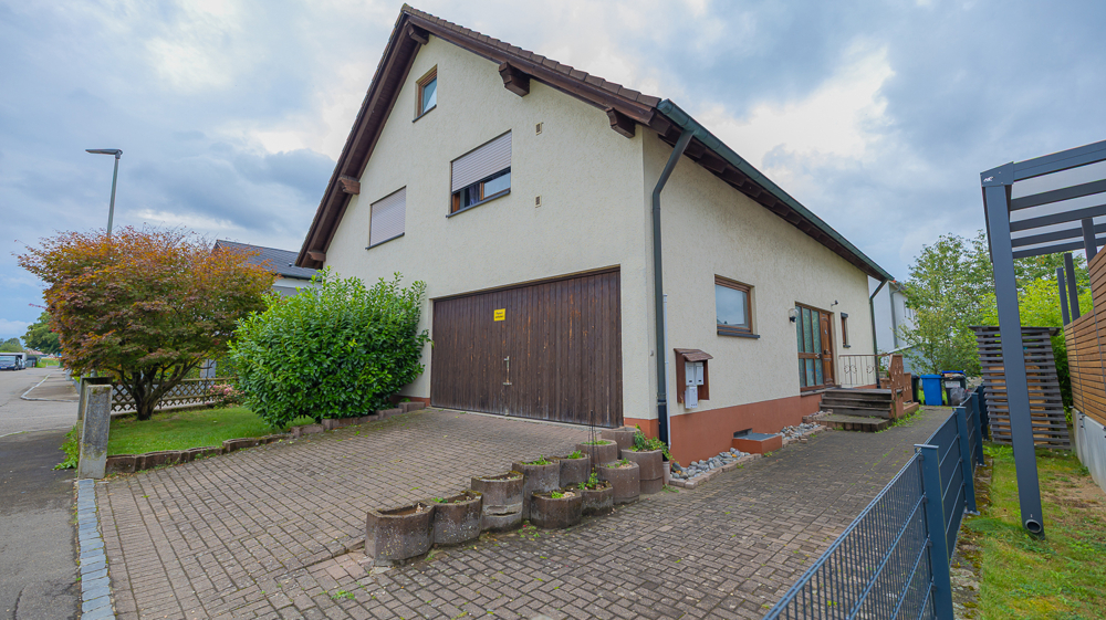 Maisonette Wohnung mit großzügigen Garten 4 zimmer