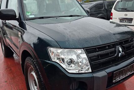 Mitsubishi Pajero 140.000 km 15.950 &euro; Weißenhorn 89264