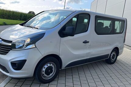 Opel Vivaro 184.000 km 10.990 € Laupheim 88471