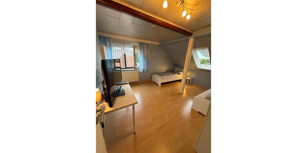 Dachgeschoßwohnung Nersingen - 3 Zimmer, 65 m&sup2;, 1.250&euro; | Angebot:26454255