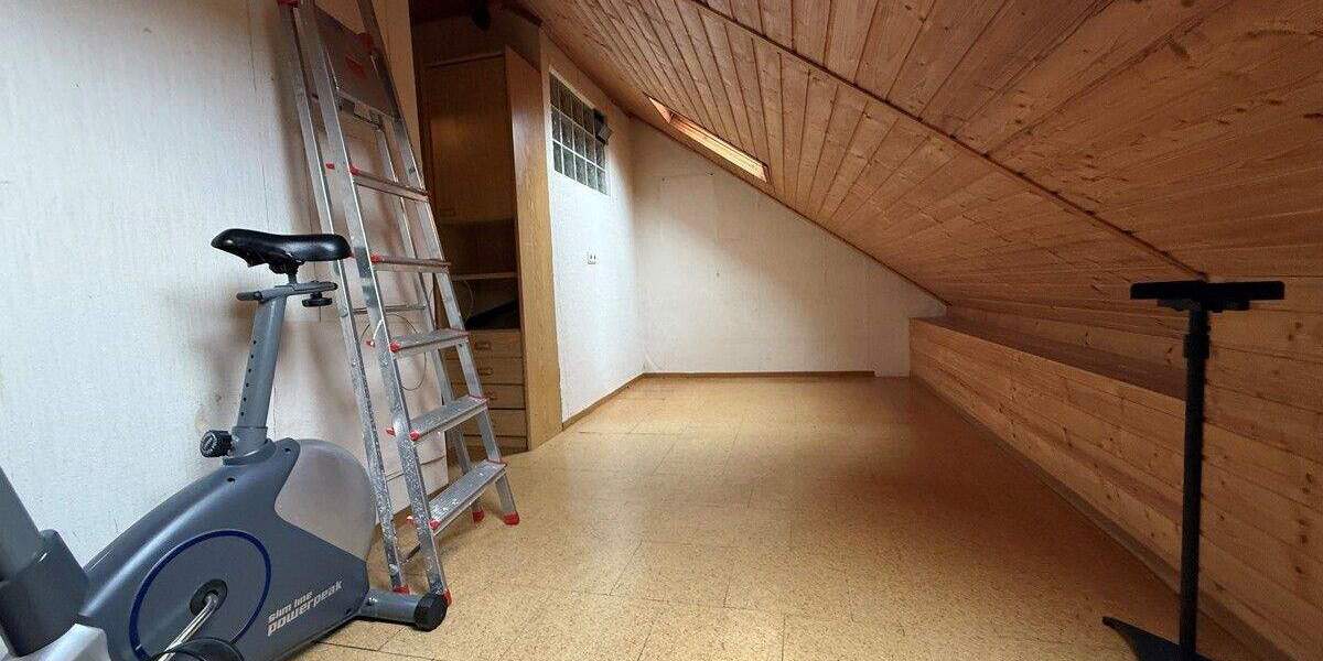 Reihenmittelhaus Pfaffenhofen an der Roth Pfaffenhofen - 5 Zimmer, 124 m&sup2;, 348.000&euro; | Angebot:25698722