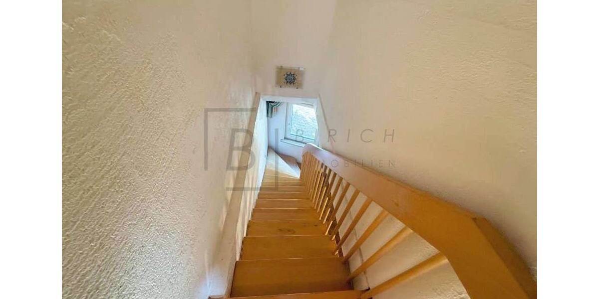Mehrfamilienhaus, Wohnhaus Neu-Ulm Stadtmitte - 9 Zimmer, 260 m&sup2;, 1.040.000&euro; | Angebot:19953245