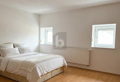 GROßE SCHEUNE, GARAGE & WOHNEN AUF VIEL GRUND - Einfamilienhaus Sontheim an der Brenz | Angebot:26688791