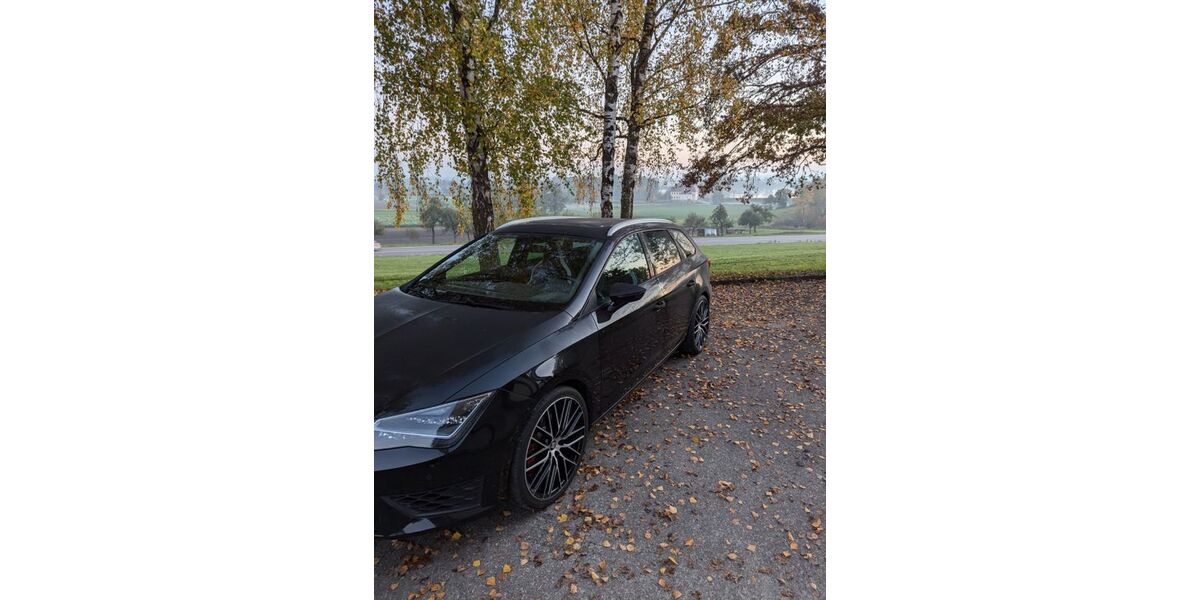 Seat Leon 120.000 km 18.222 &euro; Oberdischingen 89610