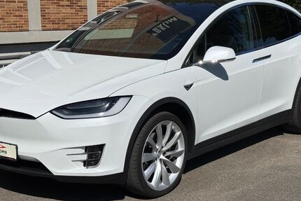 Tesla Model X 145.000 km 26.999 &euro; Elchingen 89275
