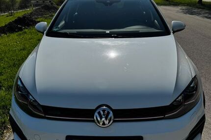 VW Golf 29.990 km 21.499 &euro; Deggingen 73326