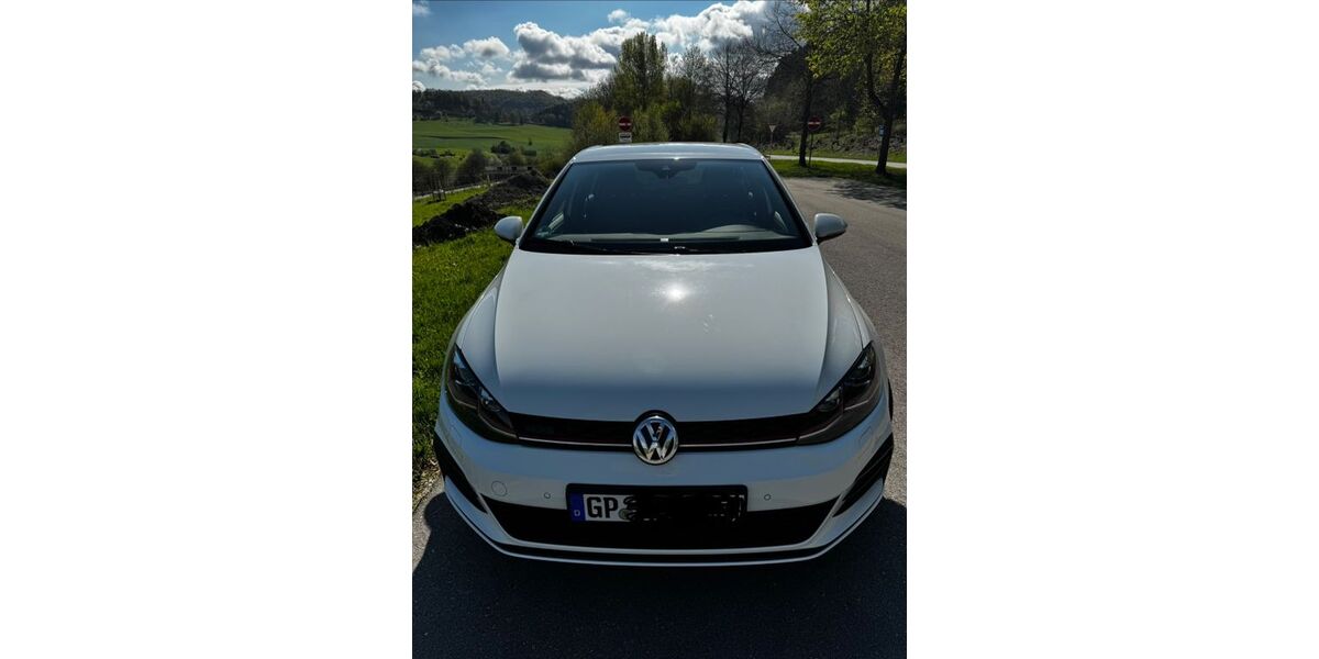 VW Golf 29.990 km 21.499 &euro; Deggingen 73326