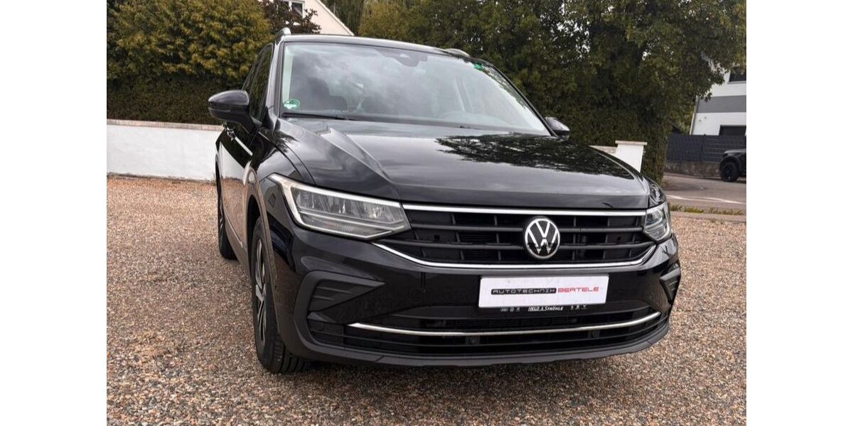 VW Tiguan 54.108 km 21.499 &euro; Vöhringen 89269