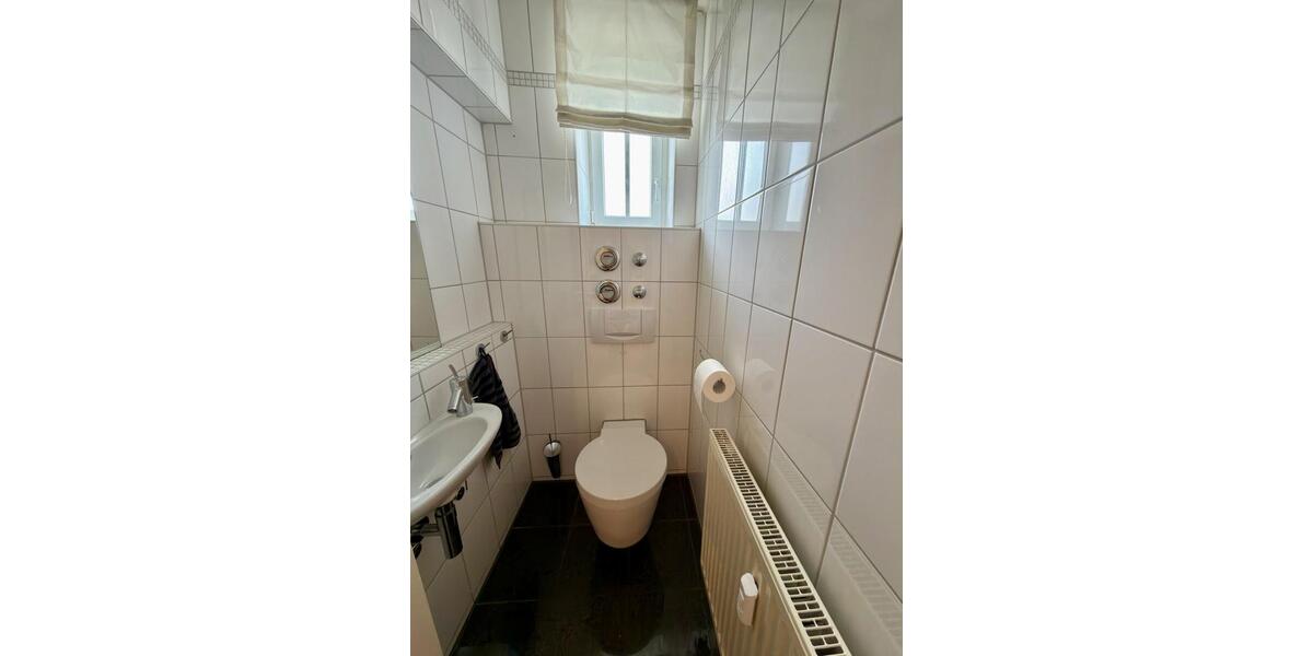 Etagenwohnung Neu-Ulm Ludwigsfeld - 4.5 Zimmer, 168 m&sup2;, 2.500&euro; | Angebot:26393674