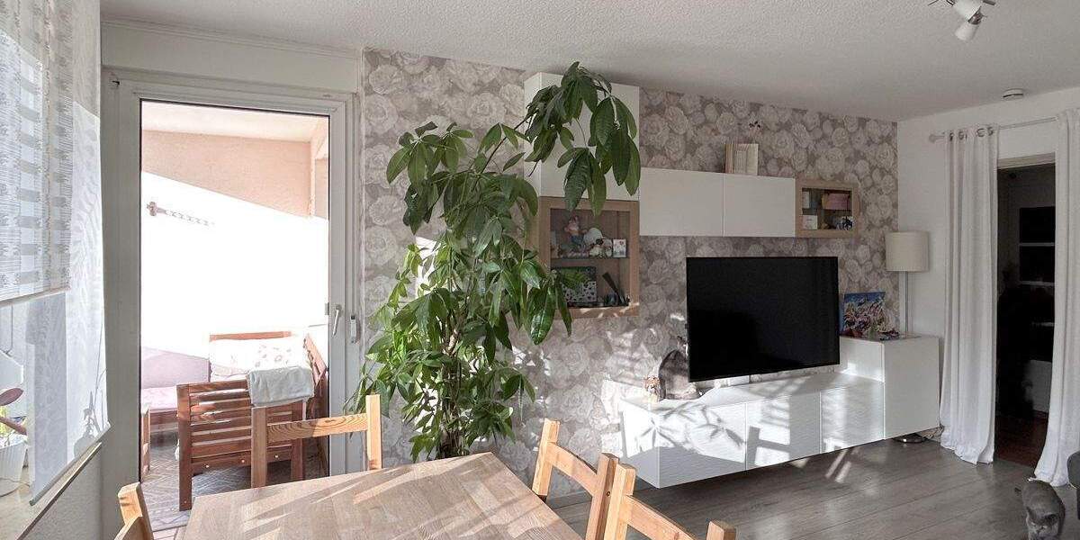 Etagenwohnung Ulm Böfingen - 4 Zimmer, 93 m&sup2;, 340.000&euro; | Angebot:25693632
