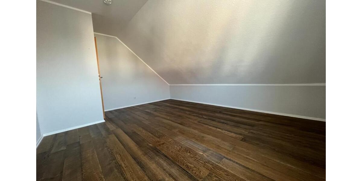 Dachgeschoßwohnung Weißenhorn - 3.5 Zimmer, 97 m&sup2;, 359.000&euro; | Angebot:26088671