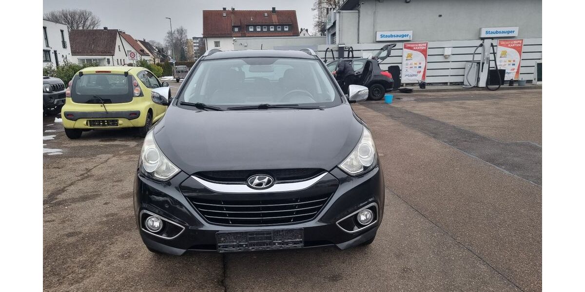 Hyundai ix35 153.400 km 6.890 &euro; Neu-Ulm 89231