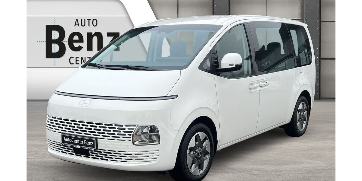 Hyundai STARIA 7.000 km 42.990 € Laupheim 88471