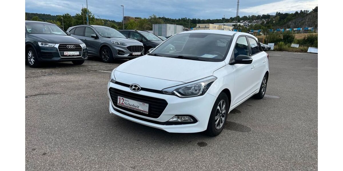 Hyundai i20 81.000 km 9.900 &euro; Blaustein 89134