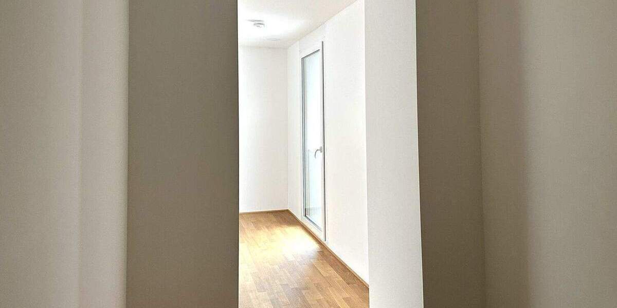 Etagenwohnung Illertissen - 3 Zimmer, 108 m&sup2;, 1.350&euro; | Angebot:25167027