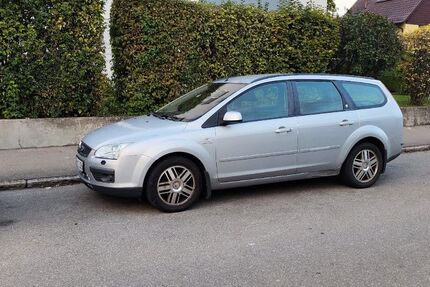 Ford Focus 188.000 km 1.400 &euro; Kuchen 73329