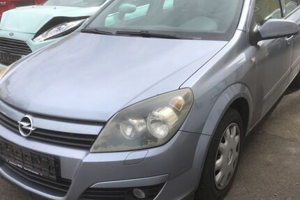 Opel Astra 210.000 km 599 &euro; Ichenhausen-Hochwang 89335