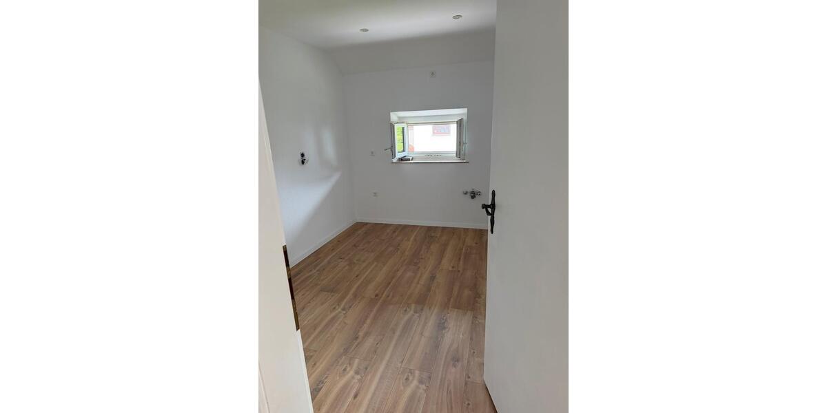 Dachgeschoßwohnung Ehingen (Donau) - 2 Zimmer, 55 m&sup2;, 660&euro; | Angebot:26603203