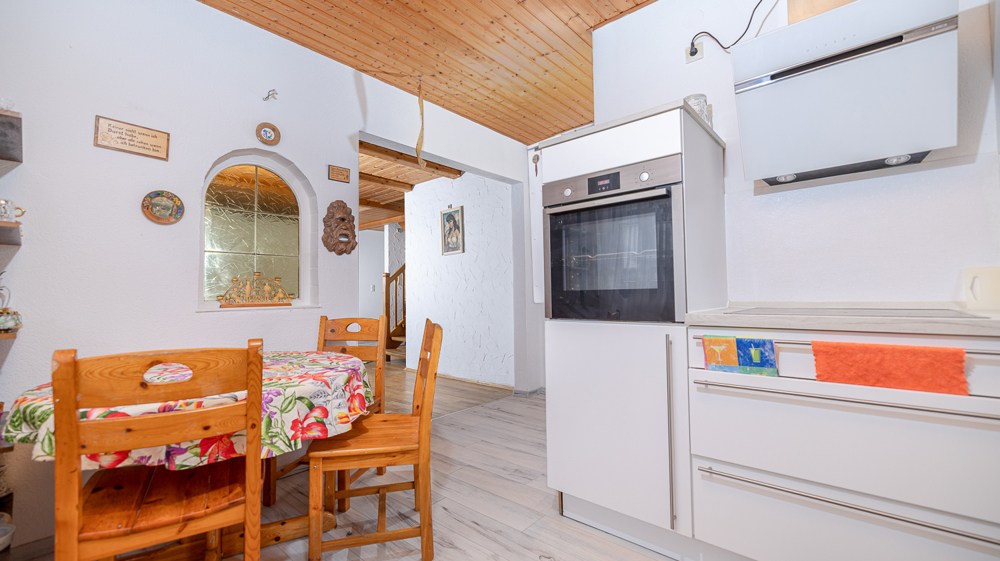 Maisonette Wohnung mit großzügigen Garten 4 zimmer