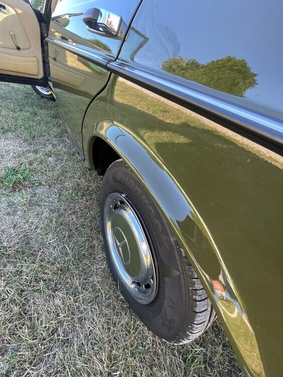 Mercedes-Benz E 230 205.850 km 9.600 € Ulm 89073