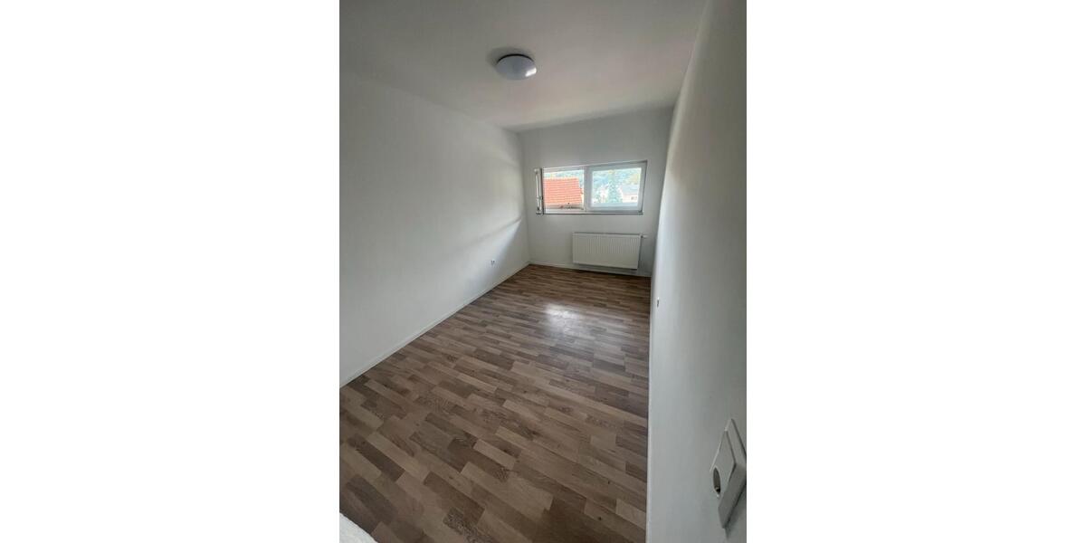 Etagenwohnung Allmendingen - 5 Zimmer, 12 m&sup2;, 350&euro; | Angebot:26497086