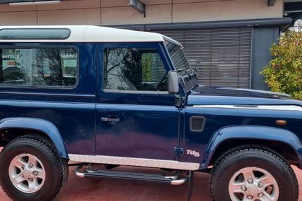 Land Rover Defender 145.000 km 22.999 &euro; Weißenhorn 89264