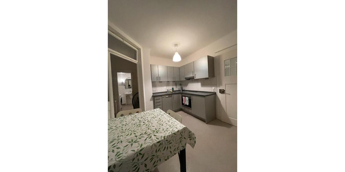 Dachgeschoßwohnung Ulm - 13 Zimmer, 112 m&sup2;, 645&euro; | Angebot:25716802