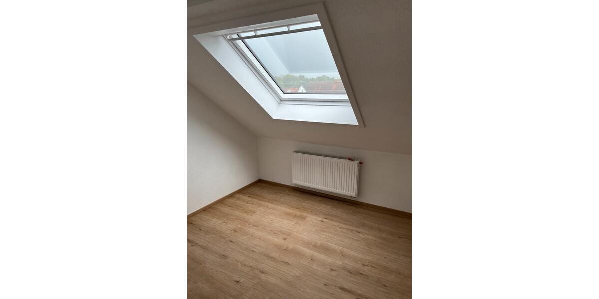 Dachgeschoßwohnung Dietenheim - 3 Zimmer, 60 m&sup2;, 740&euro; | Angebot:26432815