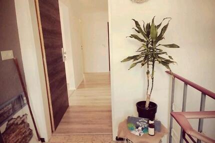 74qm Wohnung mit Balkon und Gartenteil